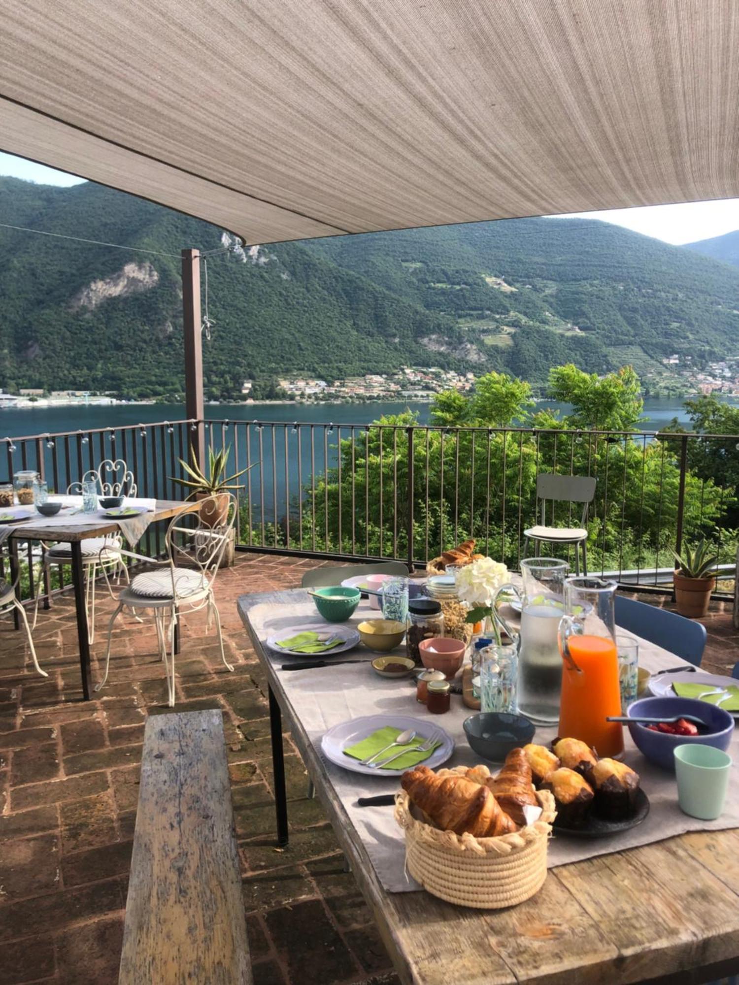 Casitamia B&B Clusane Bagian luar foto